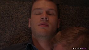 Nextdoortwink my fist with no condoms anal fuck!