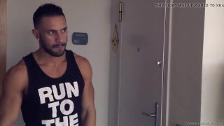 Enzo se la clava a Flex